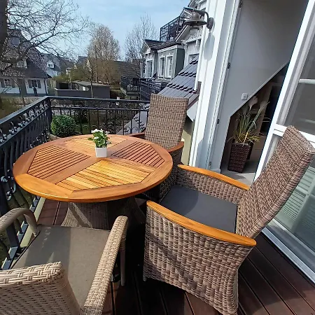 Friedenstra_e 20b Whg_9 Classique * Zingst